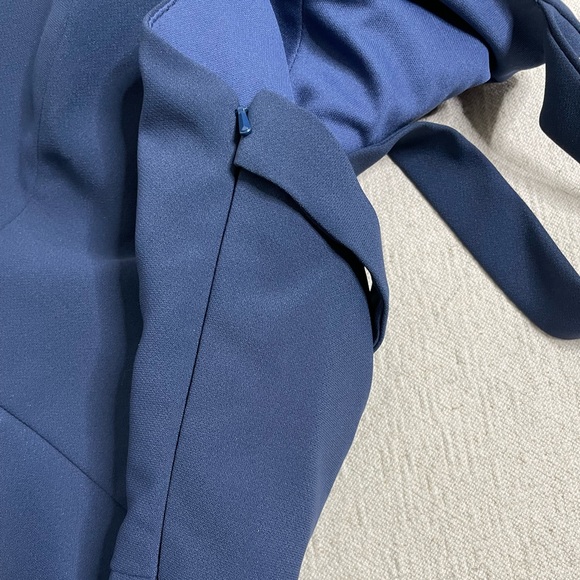 Dessy Collection Cutaway Shoulder Blue Crepe Column Gown 10 - Picture 4 of 7